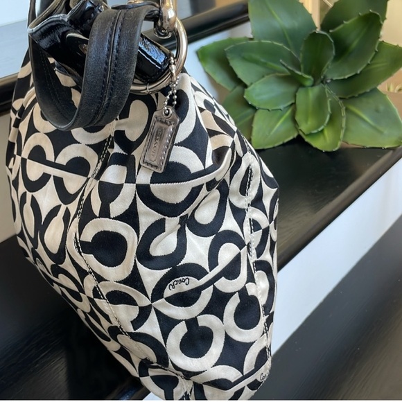 EUC COACH Convertible Large Hippie Bag - Picture 6 of 10